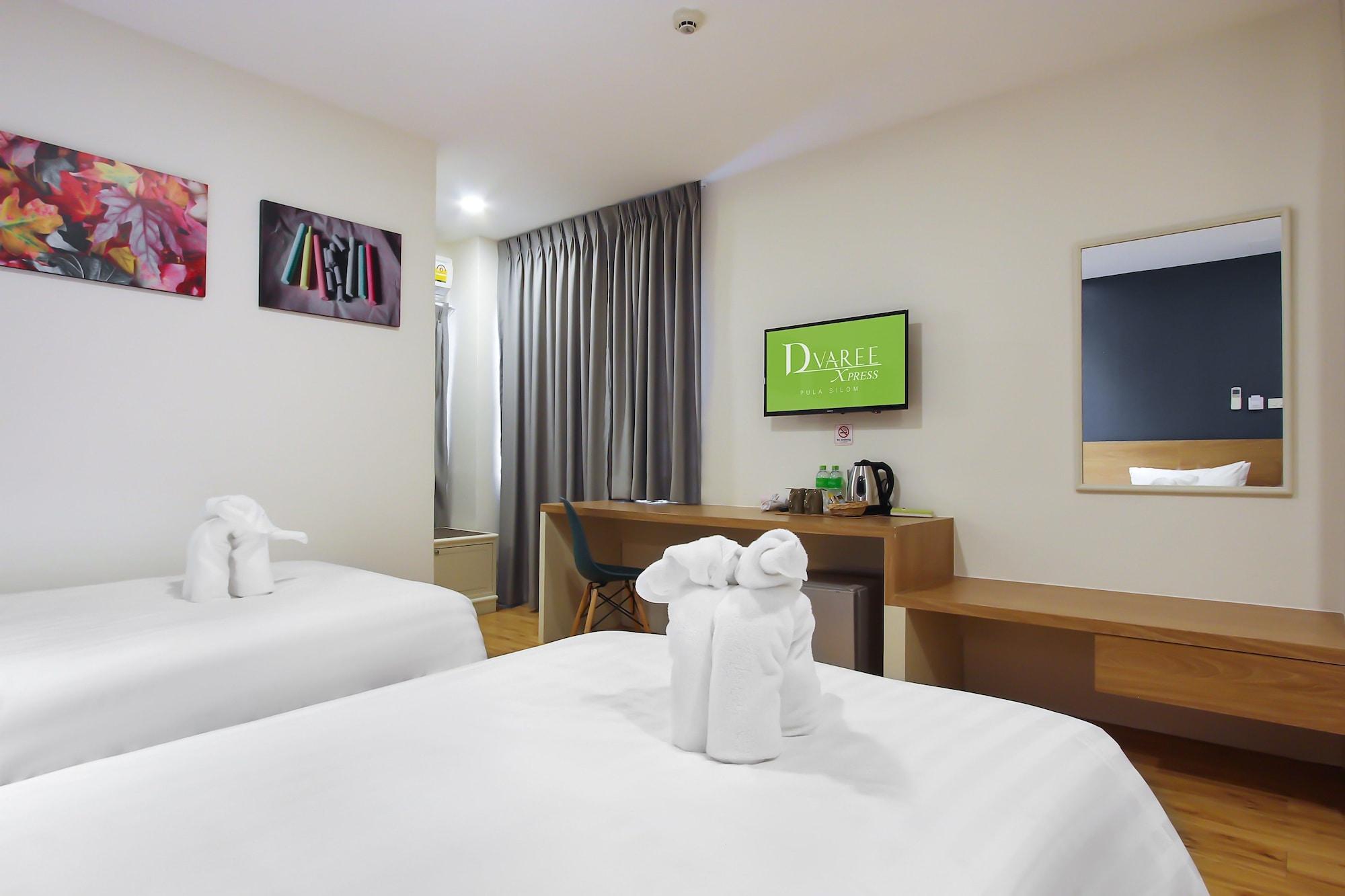Pula Silom Otel Bangkok Dış mekan fotoğraf