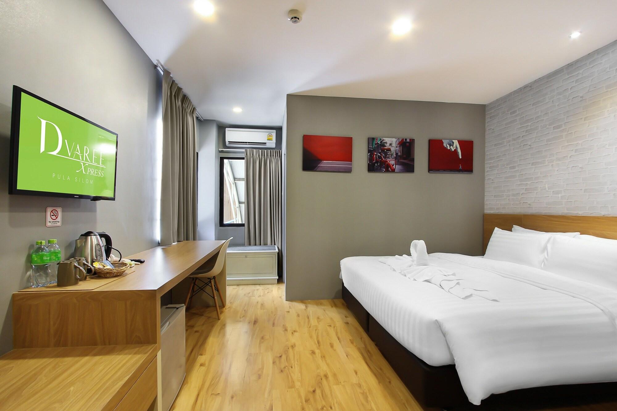 Pula Silom Otel Bangkok Dış mekan fotoğraf