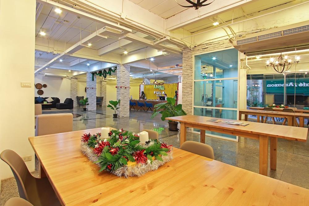 Pula Silom Otel Bangkok Dış mekan fotoğraf