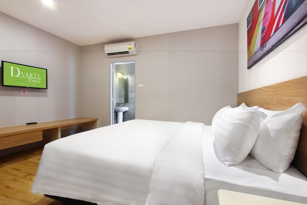 Pula Silom Otel Bangkok Dış mekan fotoğraf